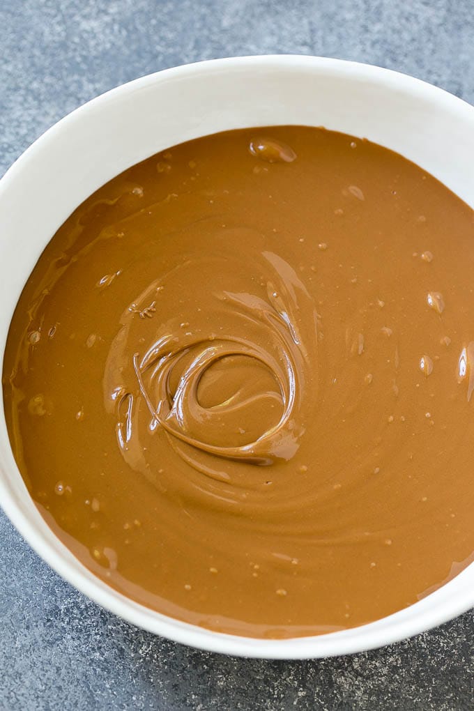 Haystack Cookies Recipe | No Bake Cookies | Chow Mein Noodle Cookies #nobakecookies #cookies #recipe #chocolate #uzhal A bowl of melted milk chocolate chips and butterscotch chips.