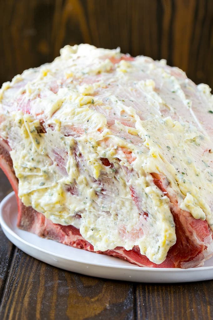 Smoked Prime Rib Recipe | Easy Prime Rib | Smoked Beef | Holiday Prime Rib #primerib #beef #smoker #dinner #uzhal #christmas #thanksgiving #lowcarb #keto A roast coated in garlic and herb butter.