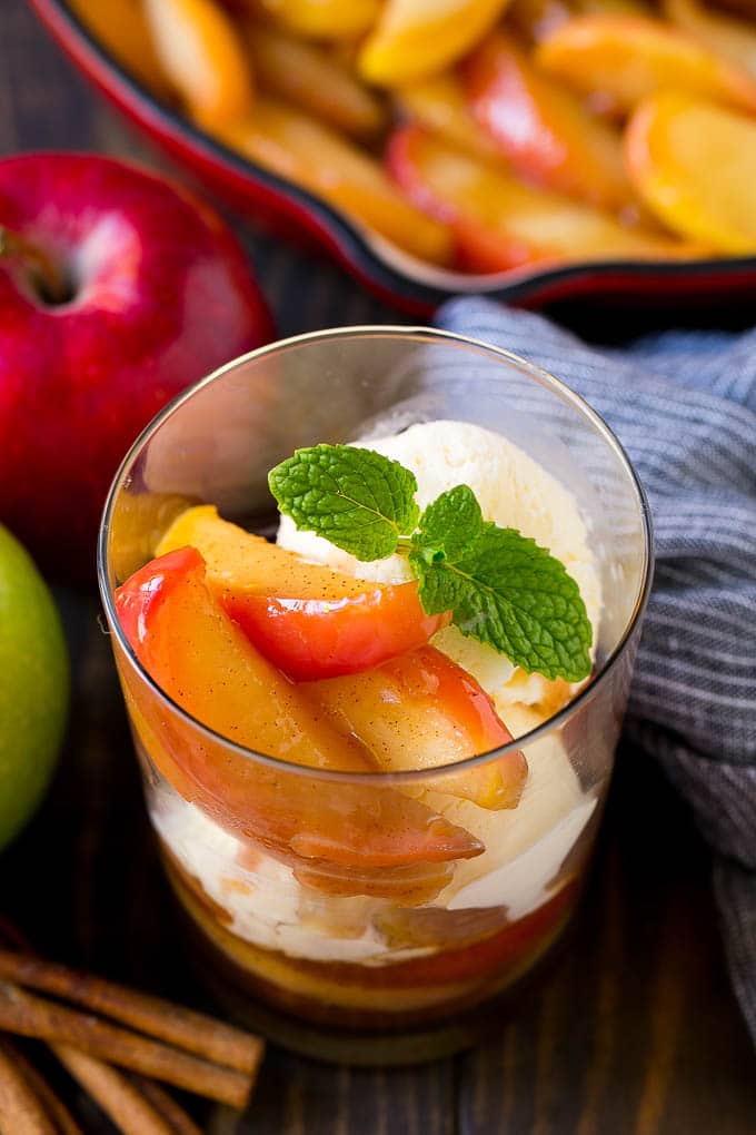 Fried Apples Recipe | Sauteed Apples | Cinnamon Sugar Apples #apples #cinnamon #sugar #sidedish #dessert #uzhal #fall A cup of fried apples served with vanilla ice cream and garnished with fresh mint.
