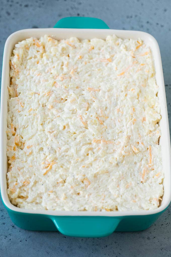 Hash Brown Casserole | Potato Casserole | Hash Brown Side Dish #potatoes #cheese #casserole #sidedish #uzhal A mixture of hash browns, sour cream, cheese and seasonings in a casserole dish.