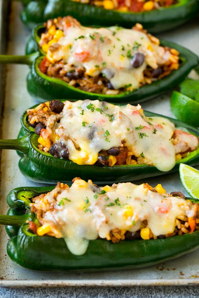 Stuffed Poblano Peppers | Stuffed Peppers | Pasilla Peppers #peppers #stuffedpeppers #beef #rice #beans #corn #dinner #uzhal Stuffed poblano peppers filled with rice, corn, beans and meat.