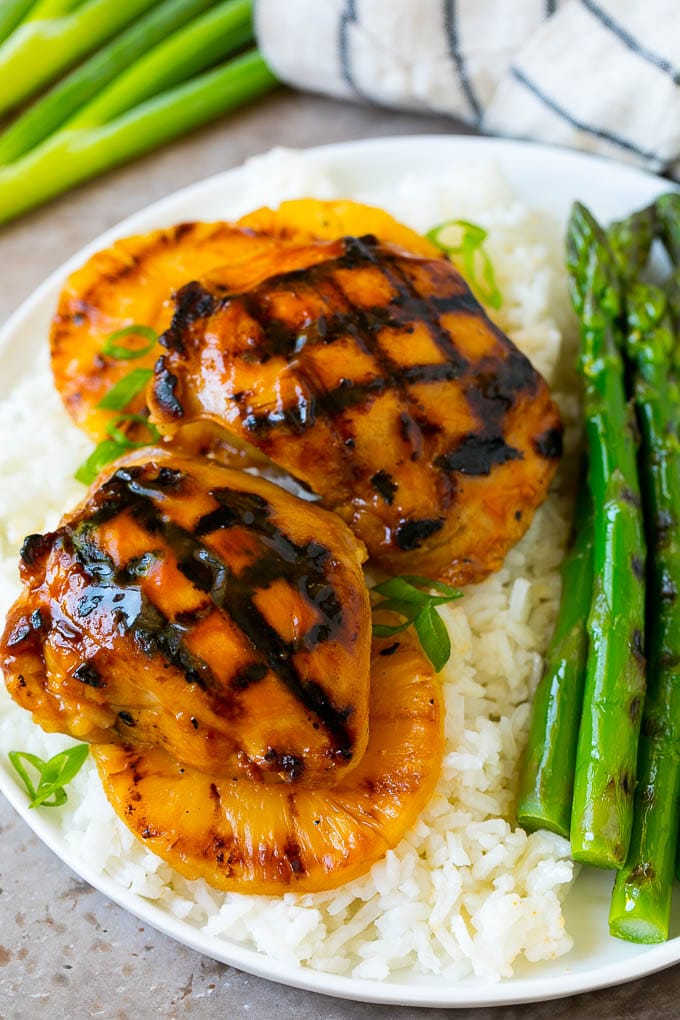 Huli Huli Chicken Recipe | Hawaiian Chicken | Grilled Chicken Thighs #chicken #pineapple #grilling #dinner #uzhal Huli huli chicken and pineapple served over rice.
