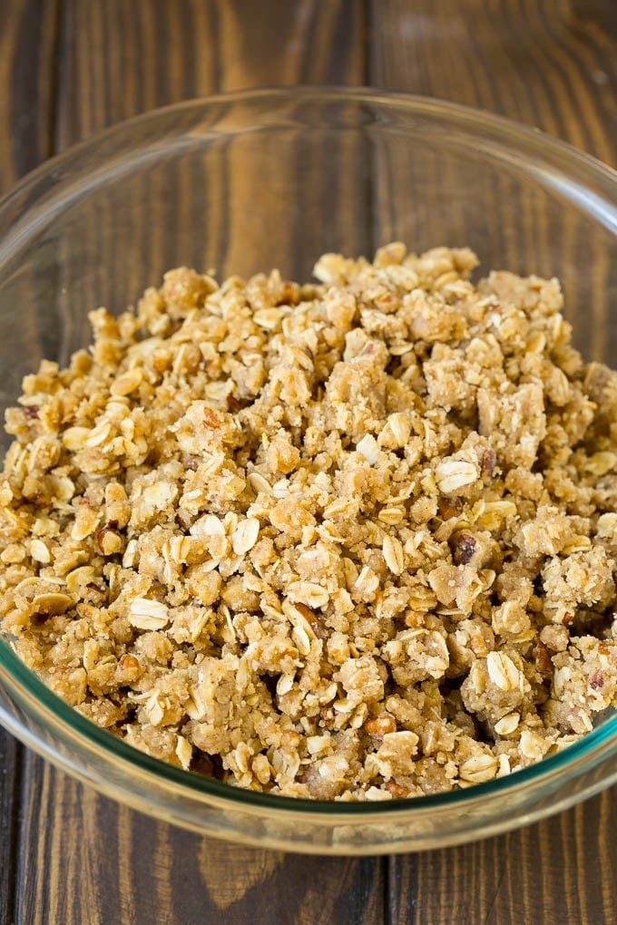 Baked Apples | Stuffed Apples #apples #fall #dessert #sweettooth #uzhal Brown sugar and oatmeal crumble in a bowl.