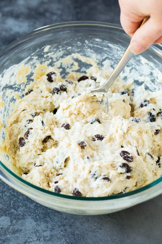 Irish Soda Bread Recipe #bread #baking #stpatricksday #sidedish #uzhal A bowl of buttermilk bread dough.