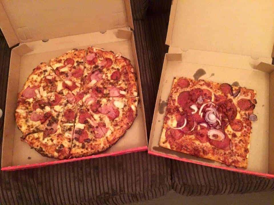 Recensione: Nuove basi per pizza senza glutine da Pizza Hut 2 La sua contro la mia: la mia pizza senza glutine (sinistra) e la pizza gigante di Steve!