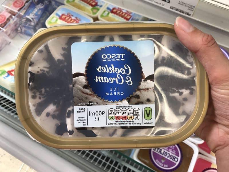 Tesco Cookies and Cream gelato senza glutine