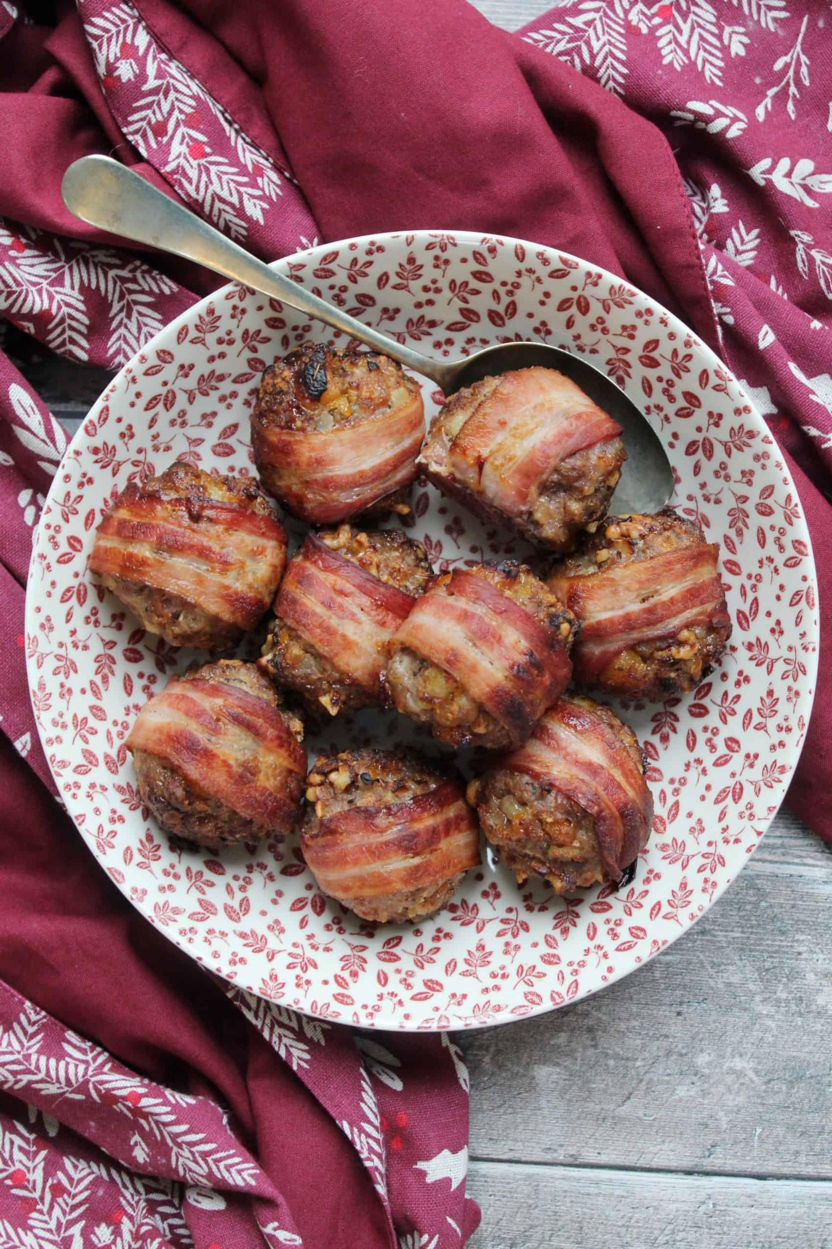 Polpette di ripieno avvolte nella pancetta senza glutine 4 Polpette di Ripieno Senza Glutine Avvolte nel Bacon