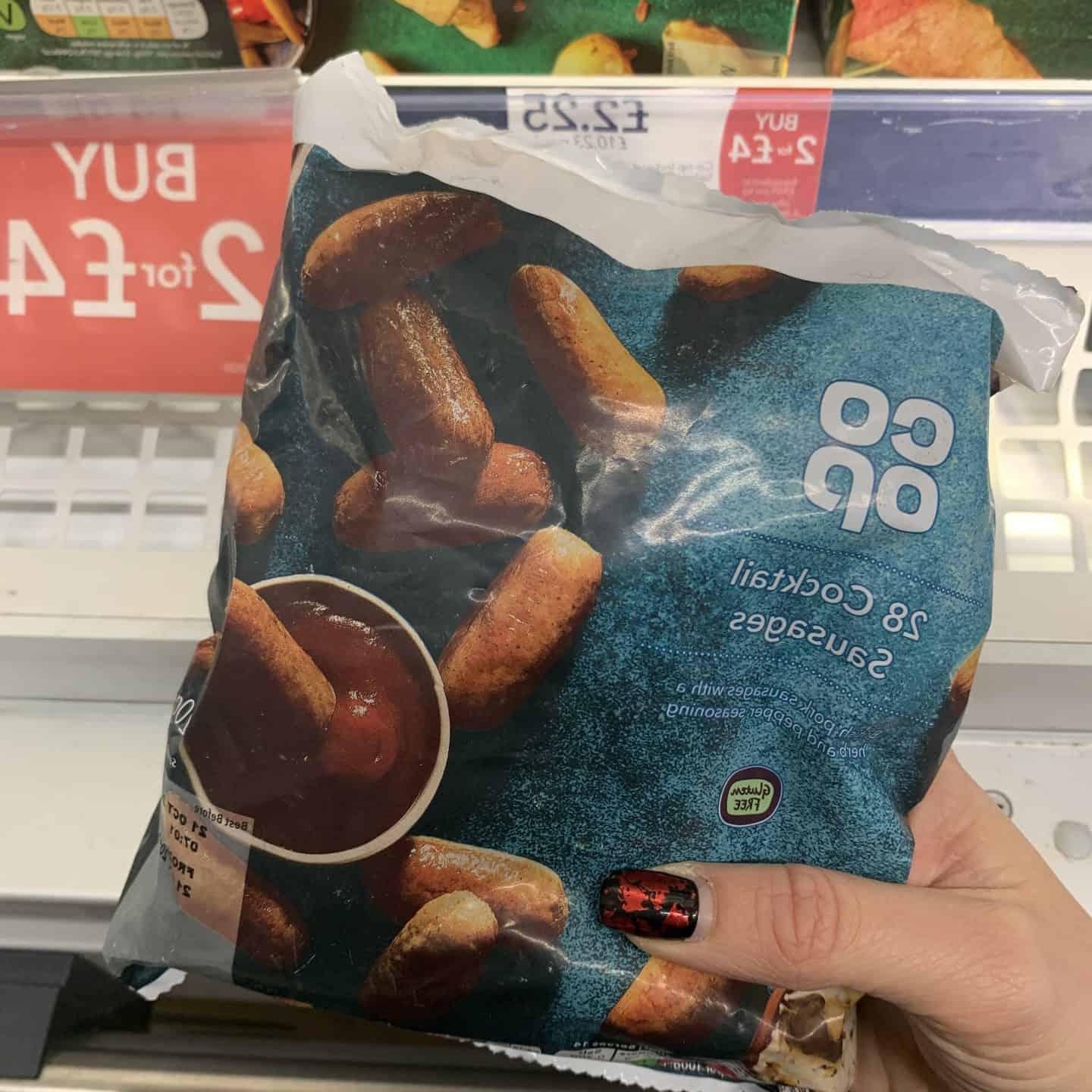 Perché il cibo surgelato per le feste di Natale della Co-op non è più senza glutine 4 Salsicce cocktail Co-op surgelate senza glutine per il Natale 2021