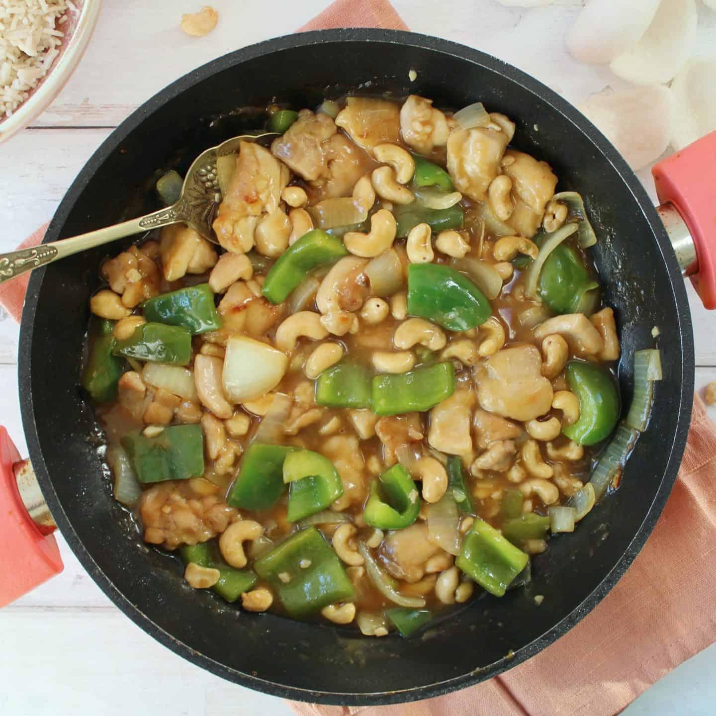 10+ Ricette Senza Glutine in Meno di 30 Minuti 5 Pollo con anacardi senza glutine, stile take-away cinese