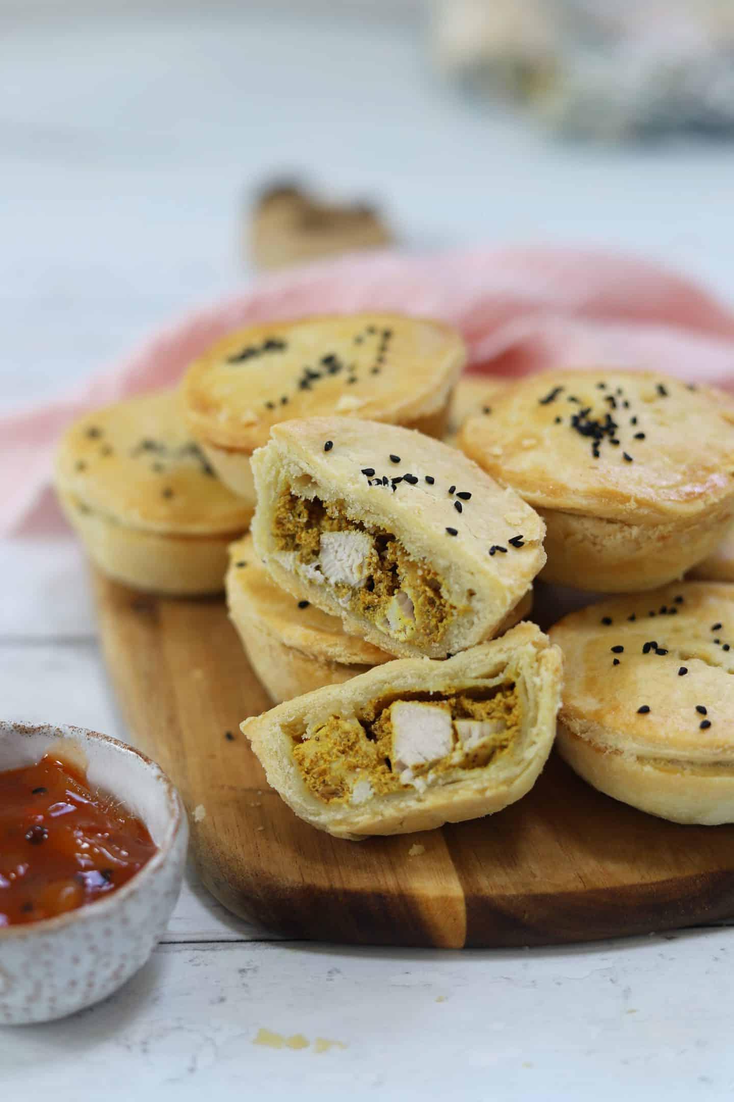 **Pasticci di Pollo all'Incoronazione Senza Glutine** 2 tortini di pollo coronation senza glutine