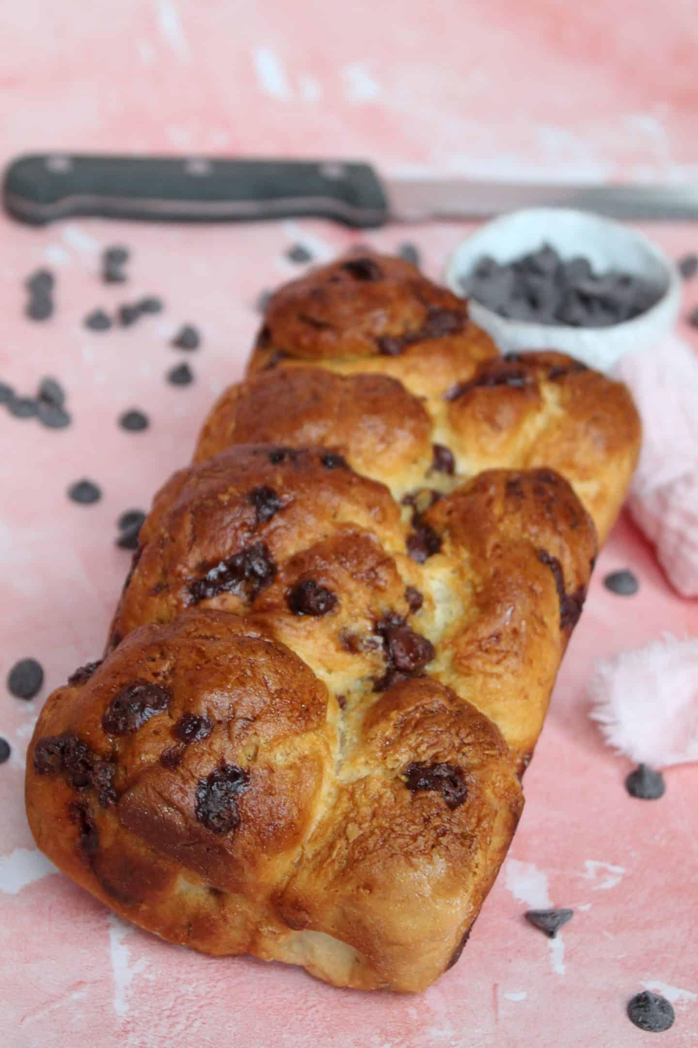 Brioche Senza Glutine con Gocce di Cioccolato 4 Ingredienti per la brioche senza glutine, pronti per l'uso