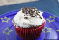 Speedy Chocolate Cupcakes with Velvety Flour Frosting