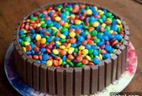 Ultimate Kit Kat Cake