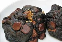 Colossal Dark Chocolate Peanut Butter Chip Cookies
