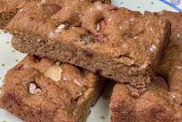 Wholesome Low Carb Apple Oatmeal Bars