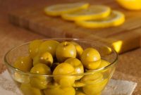 Zesty Honey-Glazed Chicken with Olives