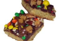 Comforting Oatmeal Bars with Rich Chocolate Frosting