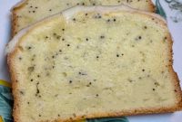 Zesty Lemon Yogurt Pound Cake