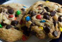 One-Pan Chocolate Chip Cookies