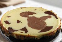 White Chocolate Swirl Cheesecake
