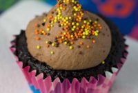 Midnight Mousse Dream Cupcakes