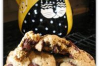 Small Batch Vegan Oatmeal Chocolate Chip Cookies