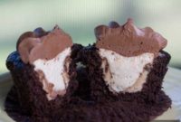 Decadent Peanut Butter Pie Cupcakes