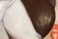 A Taste of Zabar’s: Black and White Cookies