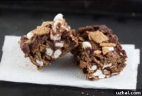Campfire S’mores Golden Grahams Bars