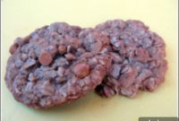Irresistible Crispy Almond Butter Oatmeal Cookies