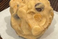 Irresistible Jumbo Macadamia Caramel Chocolate Chip Cookies