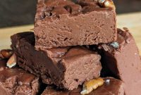 Luxurious Creamy Fudge