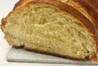 Luminous Seven-Yolk Challah
