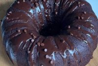 Coconut Crown Cake