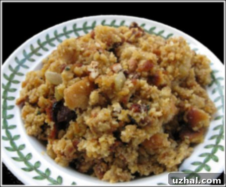 Delicious Slow Cooker Stuffing with cornbread and baguette