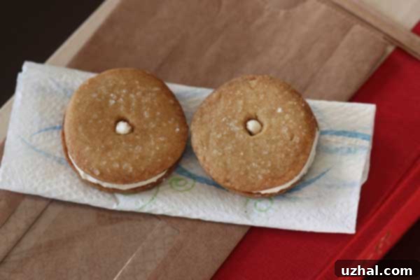 Maple Sandwich Cookies