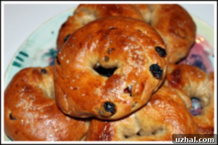 Cinnamon raisin bagels