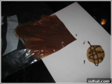 snickercookiesbeingiced.jpg