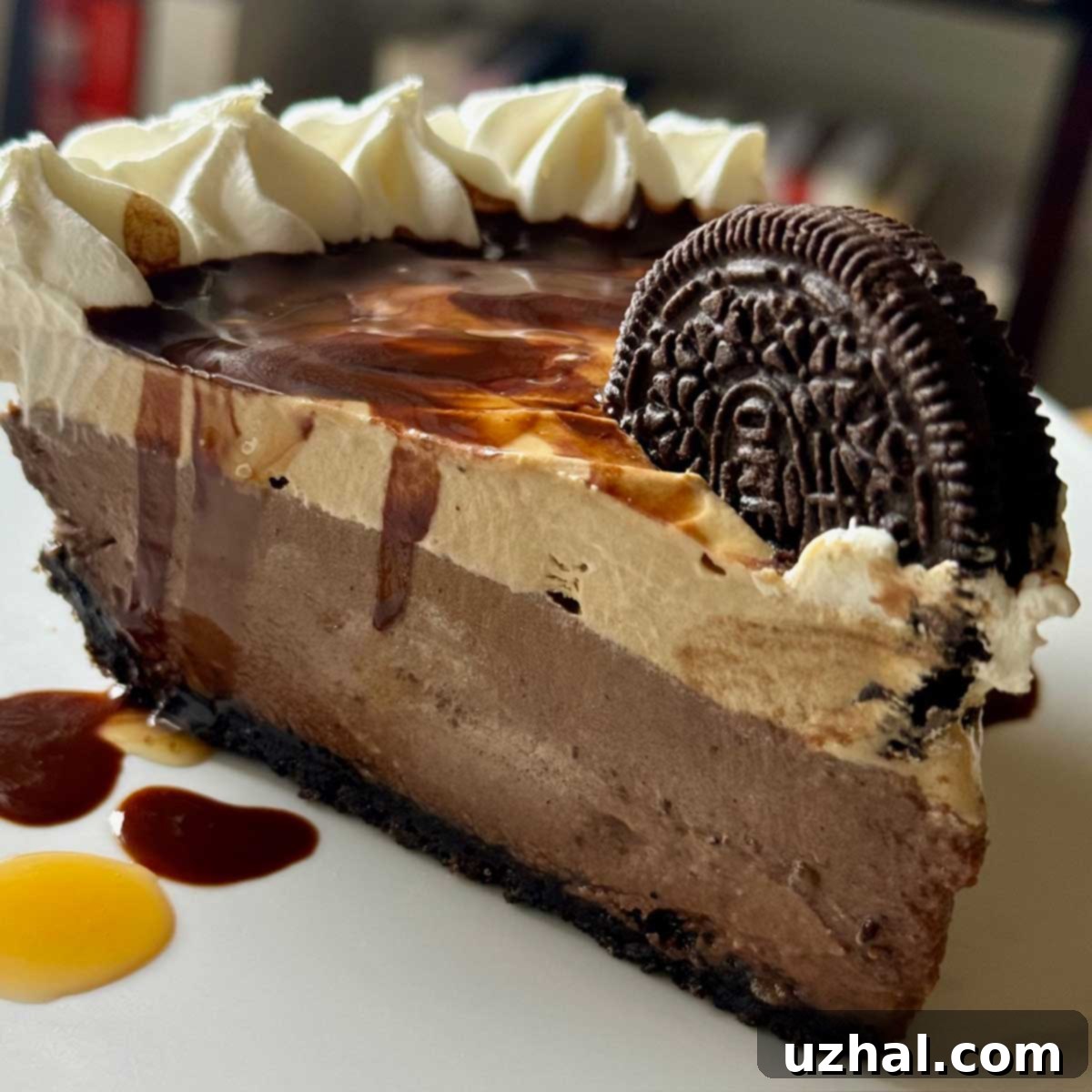 Ultimate Oreo Chocolate Mocha Delight 4 A perfectly sliced piece of Oreo Chocolate Mocha Pie, showcasing its layers.