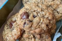 Oatmeal Cookie Jar Delight
